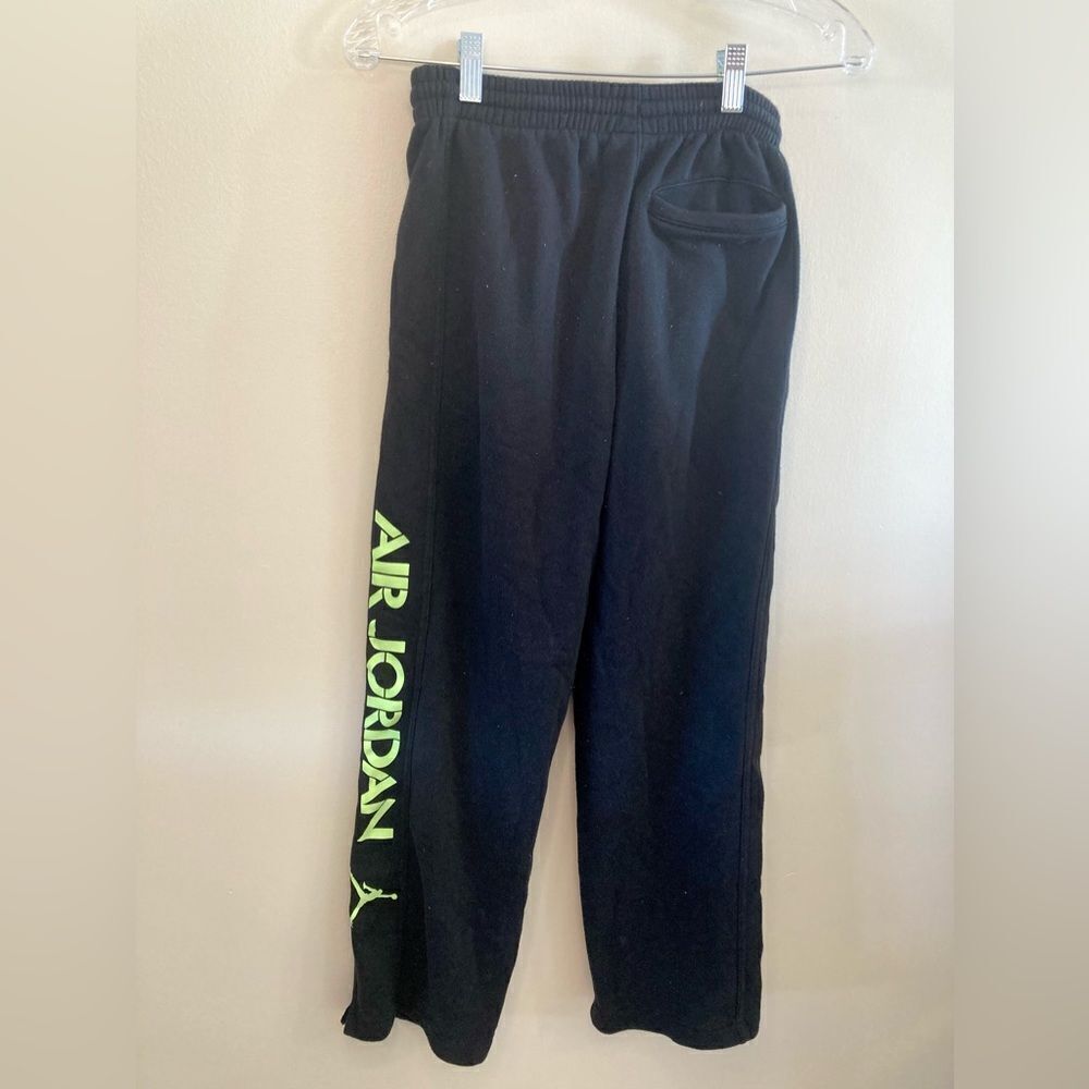 Air Jordan Sweatpants Joggers Nike Neon Basketball Sporty Athletic Lounge